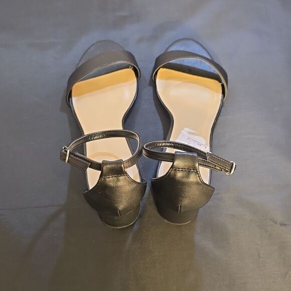 BRAND NEW WILD DIVA WOMEN'S ANKLE STRAP PLATFORM  LOW CHUNKY HEELS  SANDAL - Picture 4 of 15